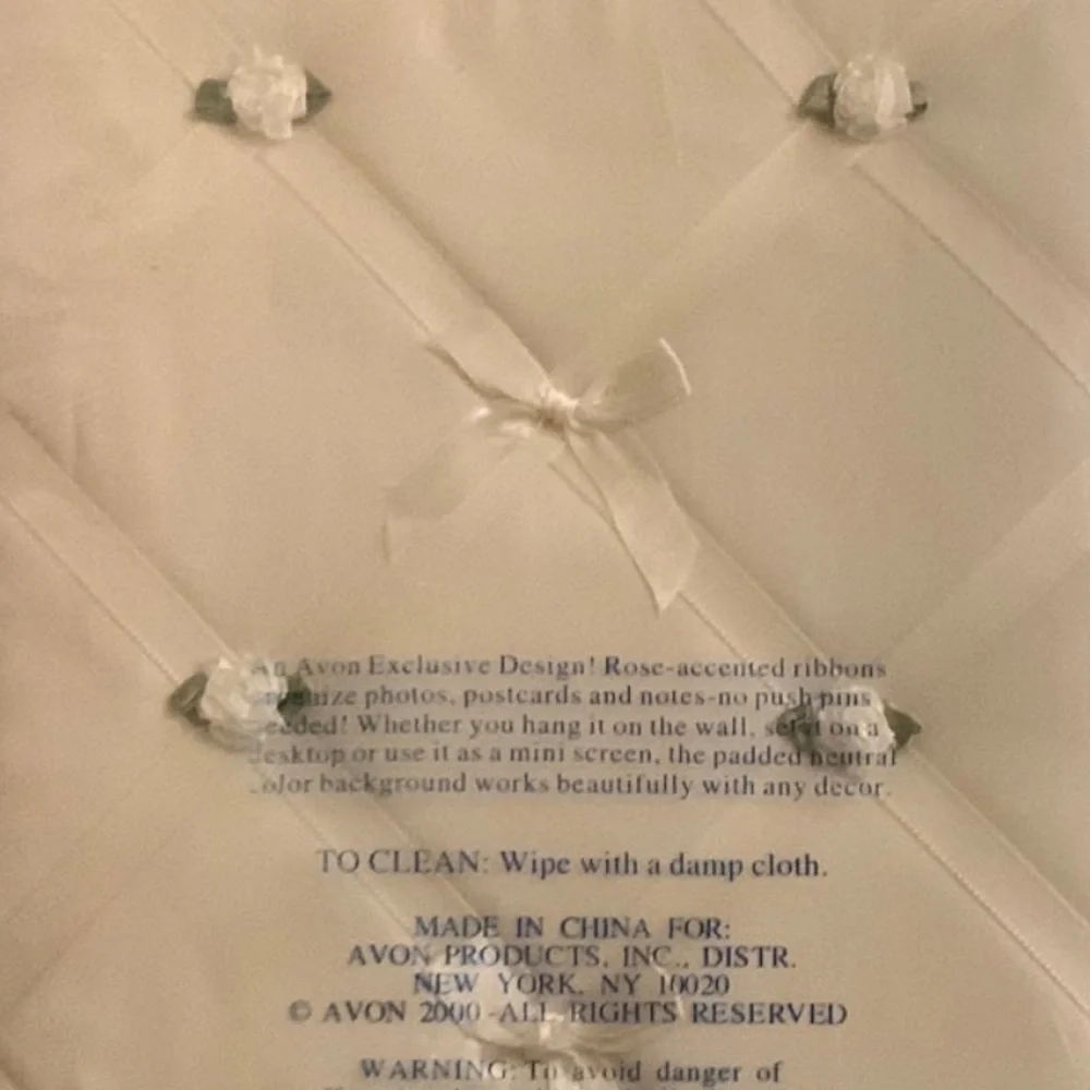 AVON Vintage Collection Memo Board